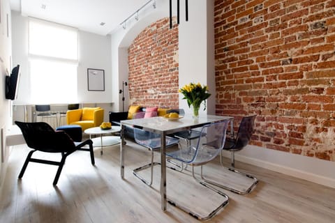 Living room, Seating area, Dining area