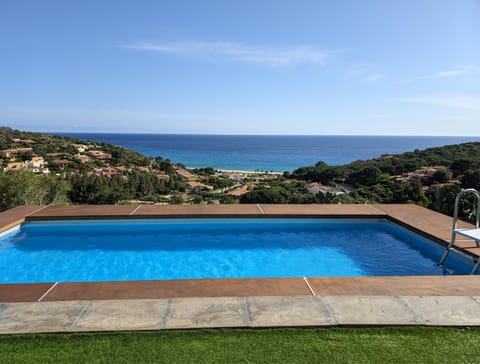 Day, Natural landscape, Sea view, Swimming pool