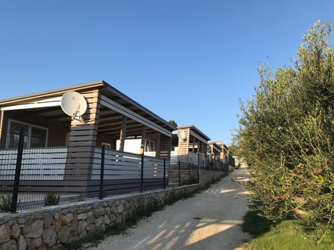 MALI NORDSEE Mobilehomes , Glamping & Caravan House in Šibenik-Knin County, Croatia