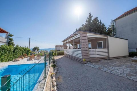 MALI NORDSEE Mobilehomes , Glamping & Caravan House in Šibenik-Knin County, Croatia
