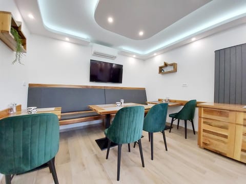 Etno Boutique Bed and Breakfast in Jezerce