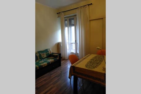 Communal lounge/ TV room, Living room, Dining area