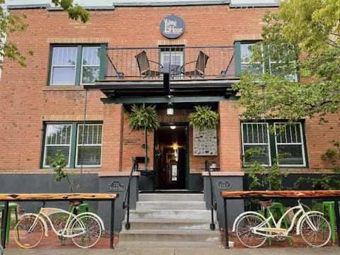 Property building, Facade/entrance, Day, Cycling