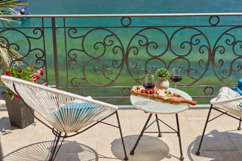 Apartment Aura with Sea View Apartment in Muo