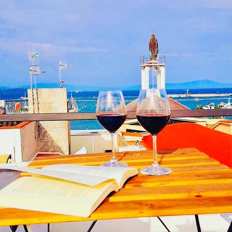 Balcony/Terrace, Balcony/Terrace, Sea view