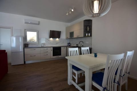 Villa Katarina - infinity pool with amazing view Villa in Bol