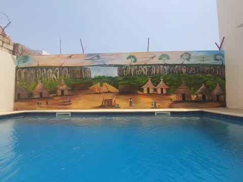 Swimming pool