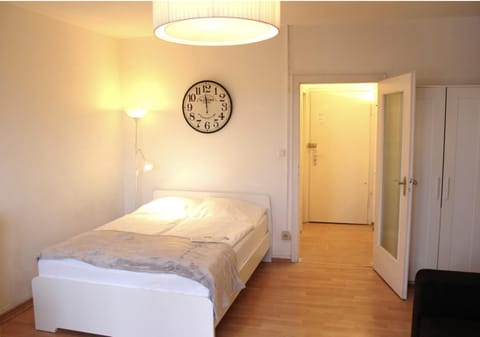 a-partment • Köln- Mediapark Apartment in Cologne