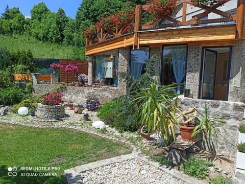 Property building, Day, Garden, Garden view