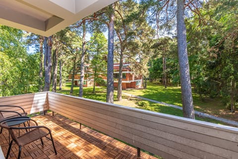 Garden, View (from property/room), Balcony/Terrace