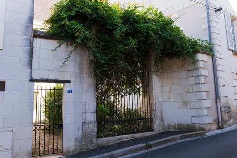 La Lirosane, 3 studios, 3,7km du Zoo, Centre-ville Apartment in Centre-Val de Loire