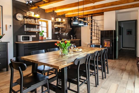 Living room, flat iron, kitchen