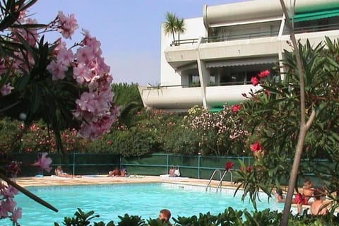 People, Swimming pool, children