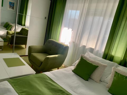 Living room, Bedroom