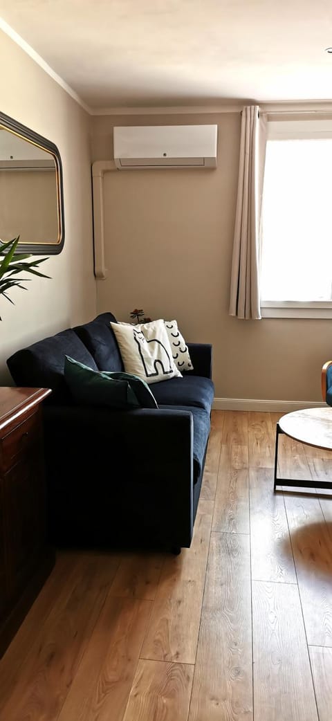 Living room, air conditioner