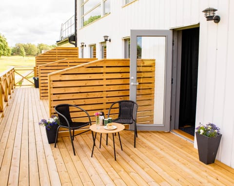 Patio, Balcony/Terrace