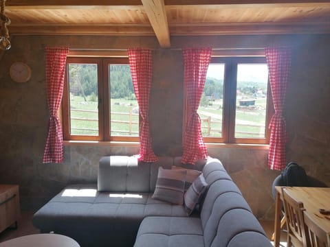 Zabljak_vikendica House in Montenegro