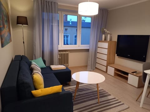 TV and multimedia, Seating area