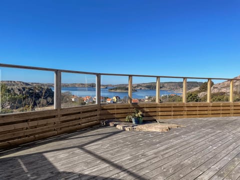 Balcony/Terrace, Mountain view, Sea view