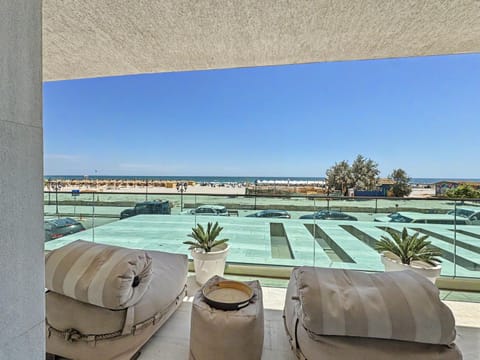 Patio, Day, Natural landscape, View (from property/room), Balcony/Terrace, Living room, Seating area, Sea view, sunbed, towels