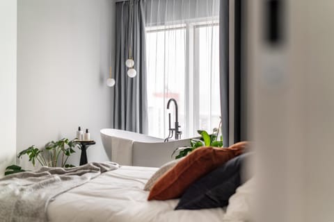 Bedroom, Bath