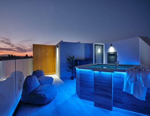 Hot Tub, Balcony/Terrace
