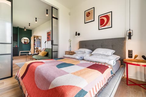 Living room, Photo of the whole room