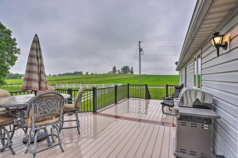 Millersburg Home with Covered Porch and Fire Pit! House in Ohio