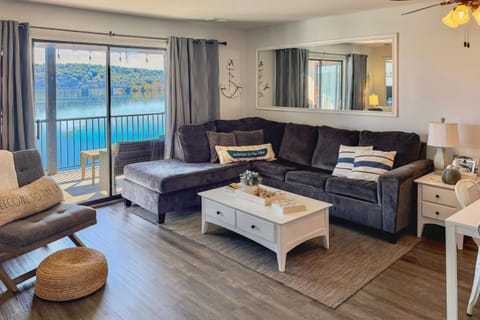 Bridgewater Retreat Near SDC - Step-Free Access! Apartment in Kimberling City