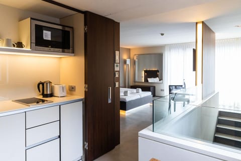 Bed, Kitchen or kitchenette, Living room, Photo of the whole room, Bedroom, kitchen