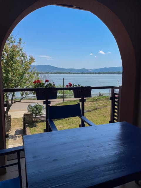 Day, Natural landscape, View (from property/room), Balcony/Terrace, River view