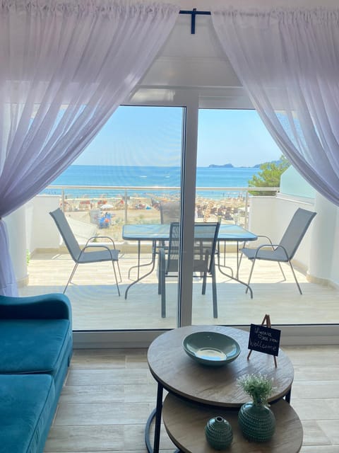 Seating area, Sea view