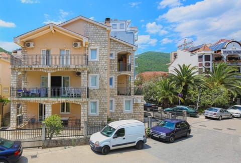 Apartman AS Apartment in Budva