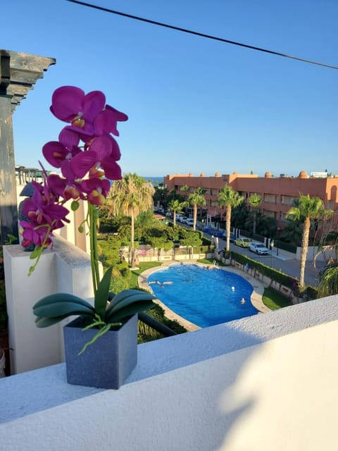 Balcony/Terrace, Pool view, Swimming pool
