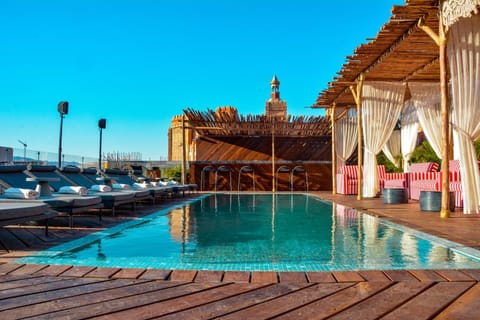 Property building, Swimming pool
