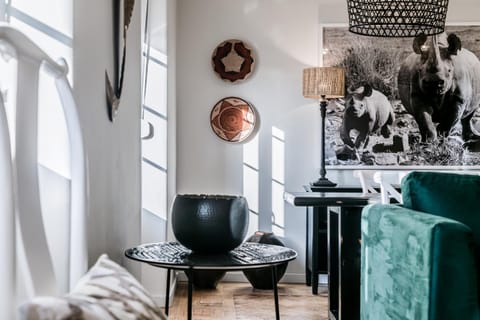 Living room, Decorative detail