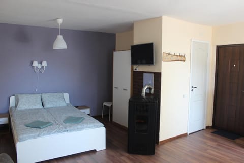 Bed, View (from property/room), Photo of the whole room, Bedroom