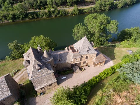 Property building, Bird's eye view, Lake view