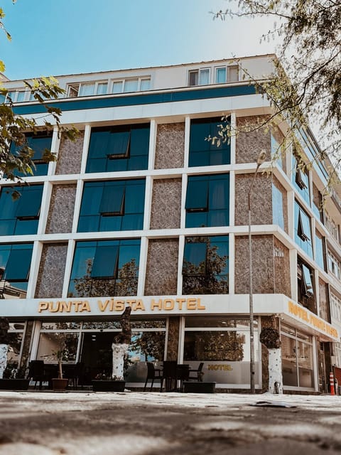 Property building, Location