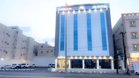 Nearby landmark, Neighbourhood