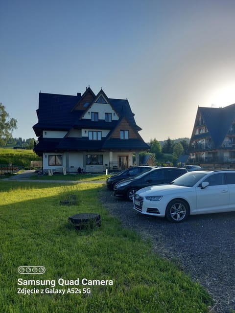 Property building, Parking