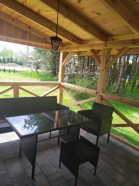 Patio, BBQ facilities