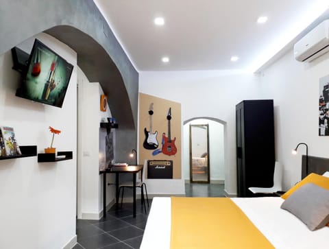 ALCENTRO Orange Home House in Molise, Italy