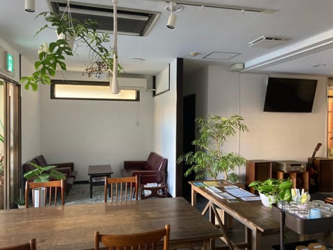 Communal lounge/ TV room, Lobby or reception