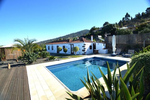Property building, Pool view, Swimming pool