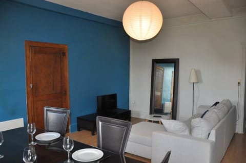 Communal lounge/ TV room, Living room