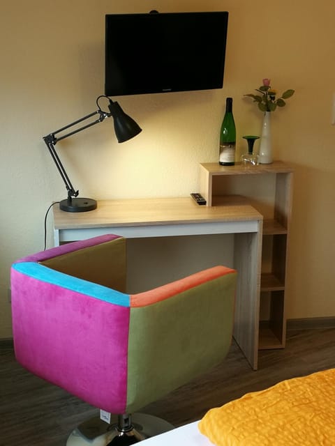 TV and multimedia, Cycling, City view, Garden view, Mountain view, Street view, Quiet street view