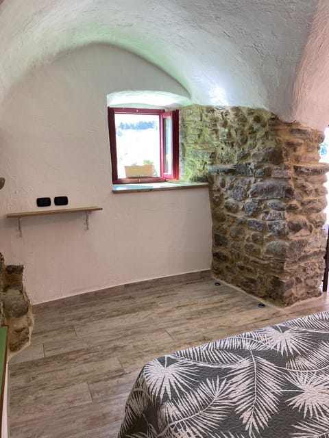 Agriturismo La Cascina dei Chicchi Farm Stay in Province of Massa and Carrara