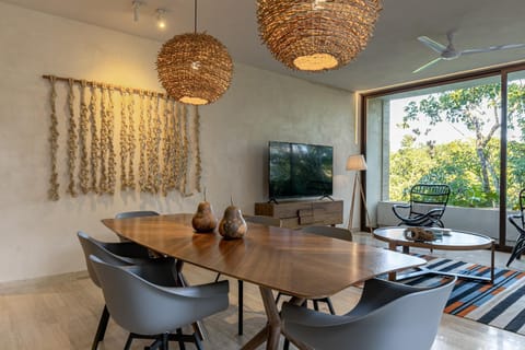 Living room, Seating area, Dining area