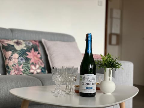 Le Van Gogh - YourHostHelper Apartment in Deauville